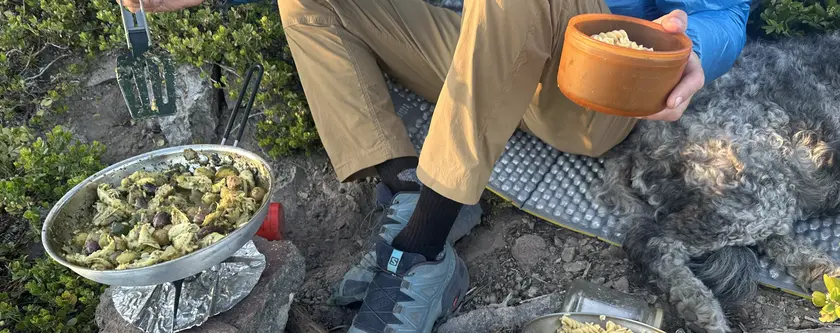 Leave No Trace-friendly backcountry meal